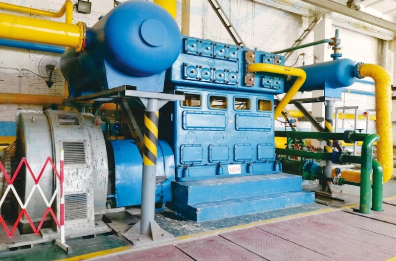 4ZW-84/30 Mega-Capacity 4-Stage Oil-Free Oxygen and Nitrogen Compressor main unit installed for massive industrial high-pressure pipeline boosting